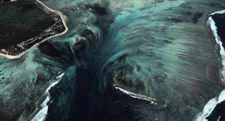 mauritius underwater waterfall tour