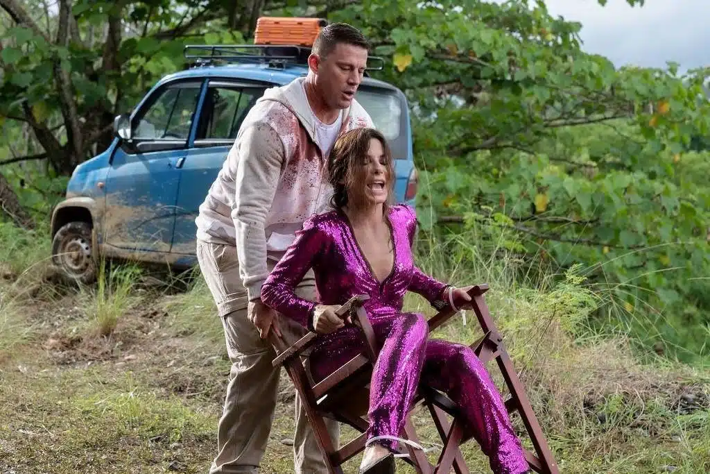 pensarcontemporaneo.com - Com Sandra Bullock e Brad Pitt, comédia agora na Netflix te convida a tirar férias dos seus problemas
