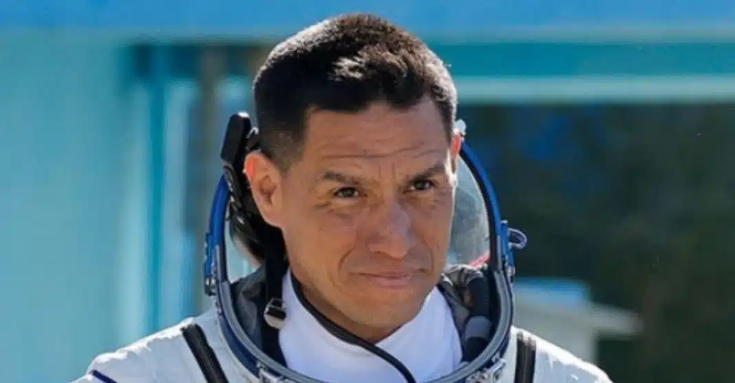 Astronauta que voltou à Terra após longa temporada no espaço faz revelações chocantes