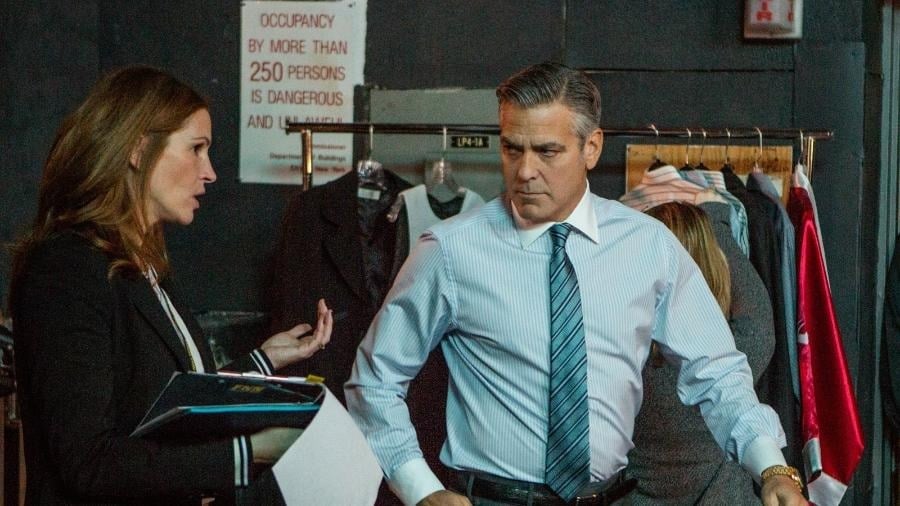 pensarcontemporaneo.com - Este filmaço com George Clooney agora na Netflix vai te fazer roer as unhas desde o 1º minuto