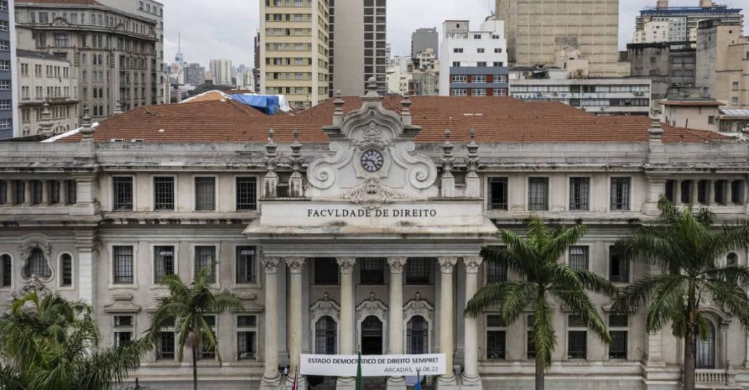 Faculdade de Direito da USP suspende aulas após estudante tirar a própria vida dentro do Campus – polícia investiga